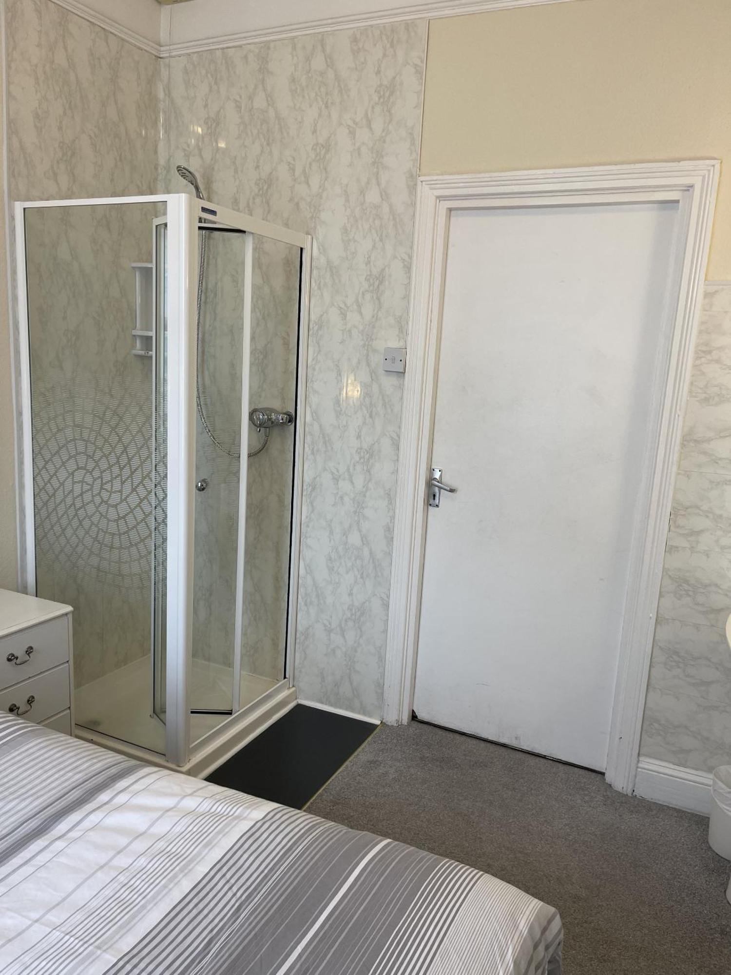 Lamplighter Guesthouse Plymouth Cameră foto